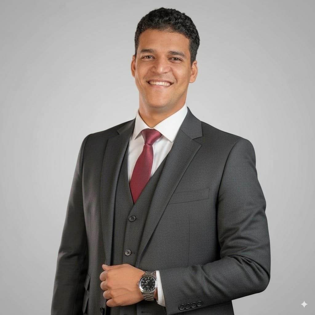 صورة المستشار القانوني الدكتور نادر المغاوري